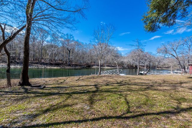 498 SW MANATEE TERRACE, Fort White, FL 32038