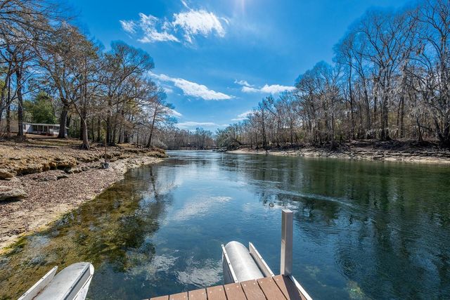 498 SW MANATEE TERRACE, Fort White, FL 32038