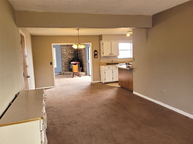 175 COZY LN, Reno, TX 75462