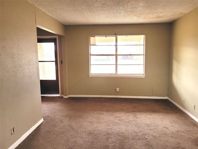175 COZY LN, Reno, TX 75462