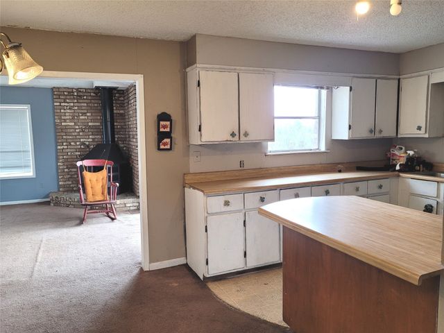 175 COZY LN, Reno, TX 75462