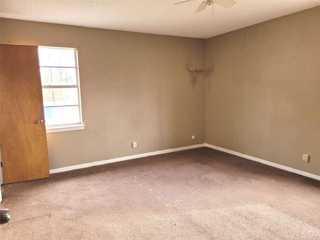 175 COZY LN, Reno, TX 75462