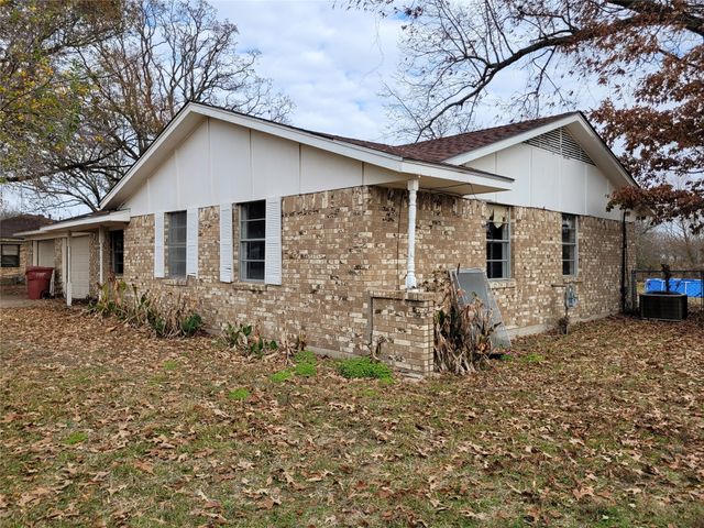 175 COZY LN, Reno, TX 75462