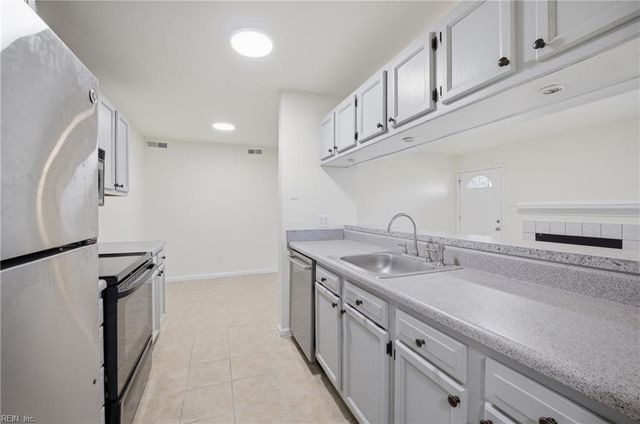 613 Pylon CT, Virginia Beach, VA 23462