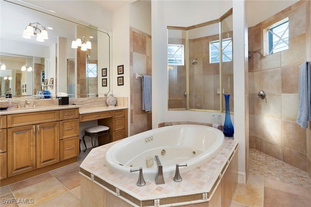 93 S Seas CT, Marco Island, FL 34145