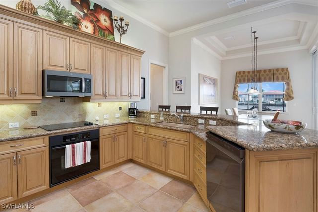 93 S Seas CT, Marco Island, FL 34145