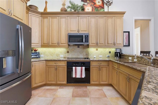 93 S Seas CT, Marco Island, FL 34145