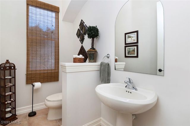 93 S Seas CT, Marco Island, FL 34145