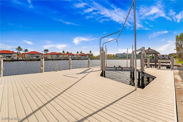 93 S Seas CT, Marco Island, FL 34145