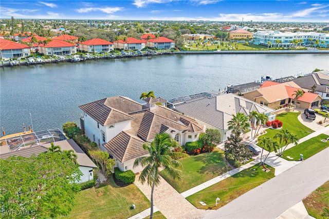 93 S Seas CT, Marco Island, FL 34145