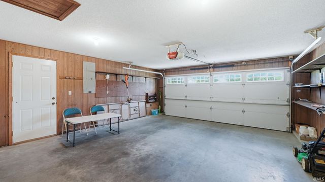 2515 Clifton Hills Drive, Fort Wayne, IN 46808