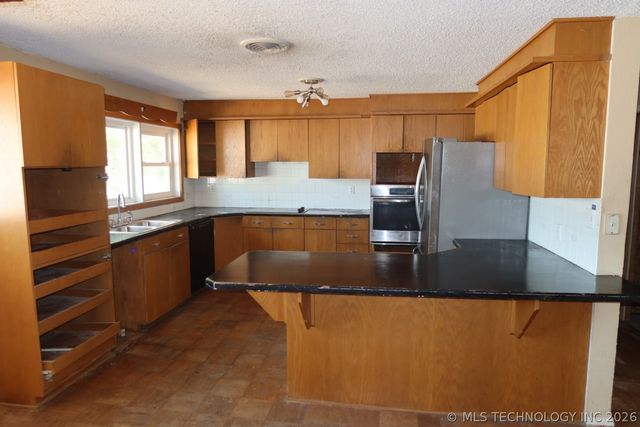 3606 Idaho Avenue, Bartlesville, OK 74006