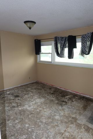 3606 Idaho Avenue, Bartlesville, OK 74006