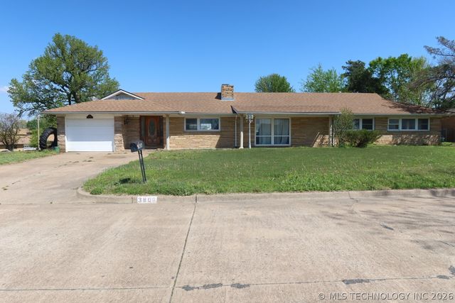 3606 Idaho Avenue, Bartlesville, OK 74006