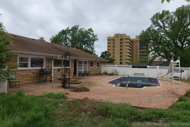3606 Idaho Avenue, Bartlesville, OK 74006