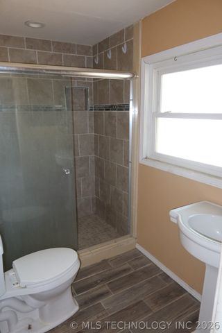 3606 Idaho Avenue, Bartlesville, OK 74006