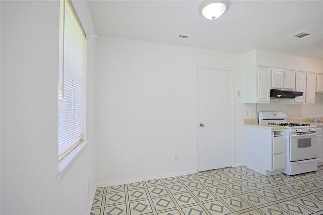 6539 Gentle River Drive, Dallas, TX 75241