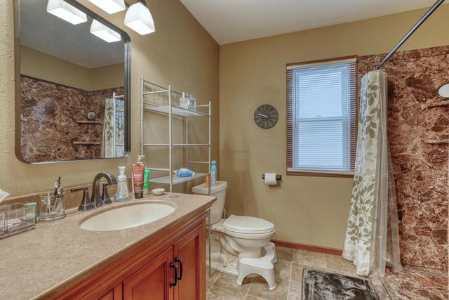 8508 Keefe AVENUE, Milwaukee, WI 53222