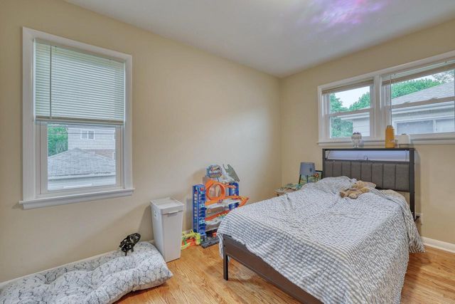 8508 Keefe AVENUE, Milwaukee, WI 53222