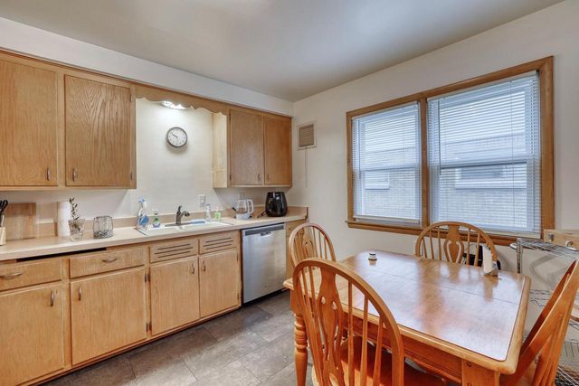 8508 Keefe AVENUE, Milwaukee, WI 53222