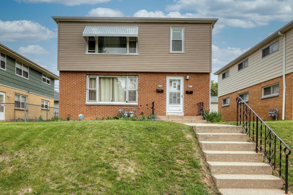 8508 Keefe AVENUE, Milwaukee, WI 53222