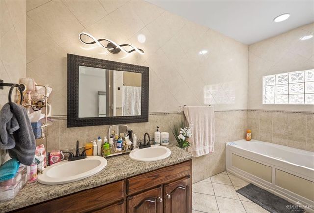 604 Hackberry, Mission, TX 78572