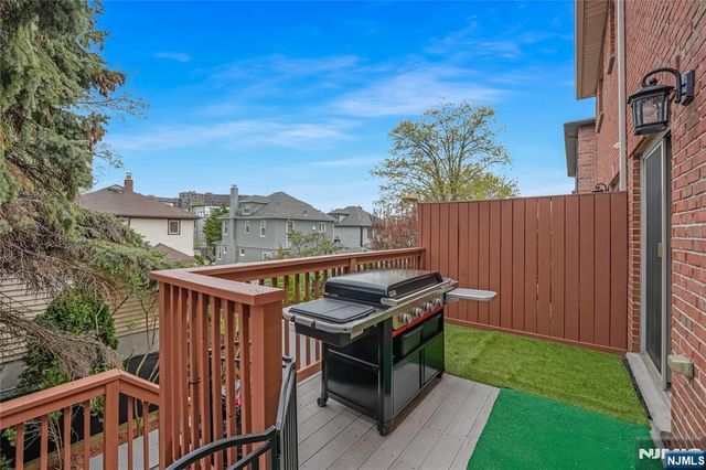 69 Columbia Avenue B, Cliffside Park, NJ 07010