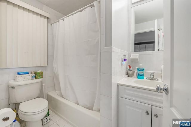 69 Columbia Avenue B, Cliffside Park, NJ 07010