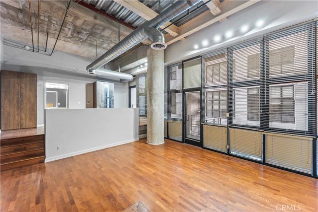 1100 S Grand Avenue 109, Los Angeles, CA 90015