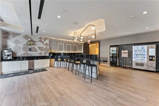 1100 S Grand Avenue 109, Los Angeles, CA 90015