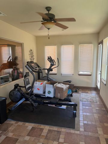 2383 Greger St, Oakdale, CA 95361