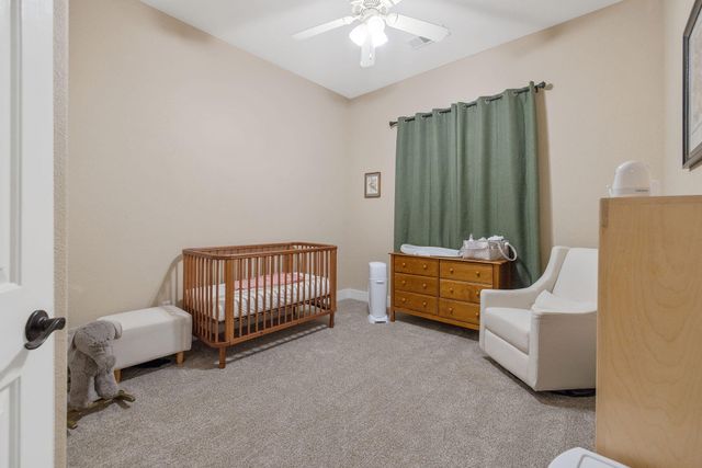 2316 N Carson Court, Visalia, CA 93291