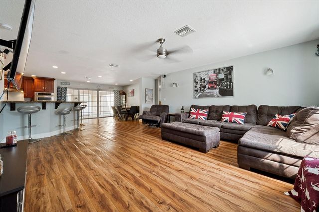 1050 CRYSTAL BOWL CIRCLE, Casselberry, FL 32707