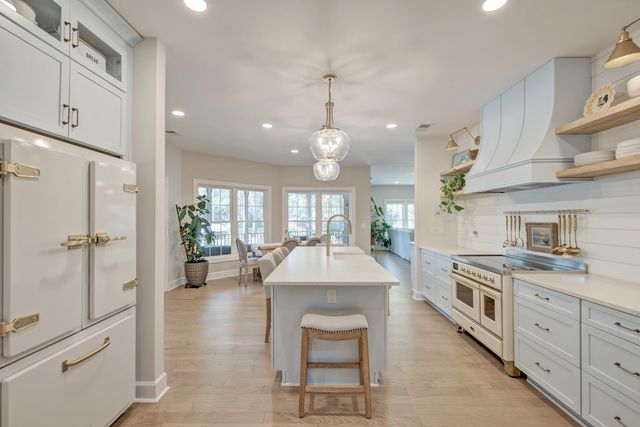 4002 Colonel Vanderhorst Circle, Mount Pleasant, SC 29466