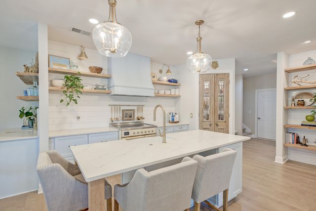 4002 Colonel Vanderhorst Circle, Mount Pleasant, SC 29466