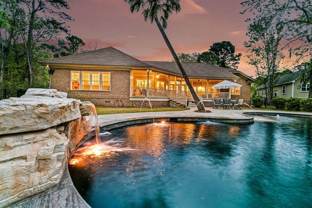 4002 Colonel Vanderhorst Circle, Mount Pleasant, SC 29466