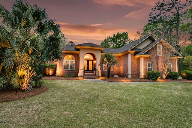 4002 Colonel Vanderhorst Circle, Mount Pleasant, SC 29466