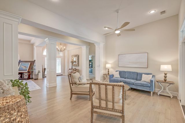 4002 Colonel Vanderhorst Circle, Mount Pleasant, SC 29466