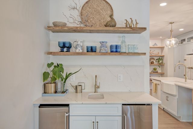 4002 Colonel Vanderhorst Circle, Mount Pleasant, SC 29466