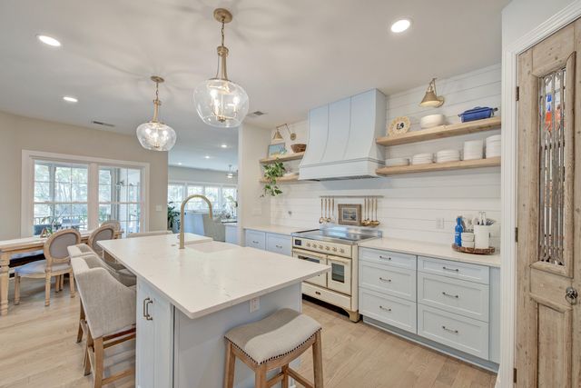 4002 Colonel Vanderhorst Circle, Mount Pleasant, SC 29466