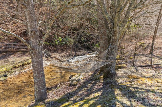12892 US 23 Highway, Mars Hill, NC 28754
