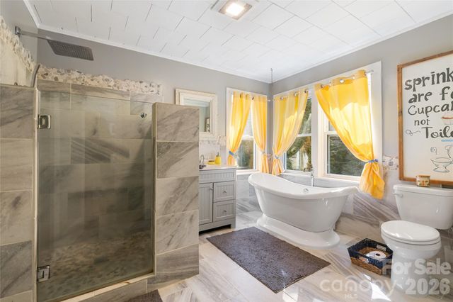 12892 US 23 Highway, Mars Hill, NC 28754