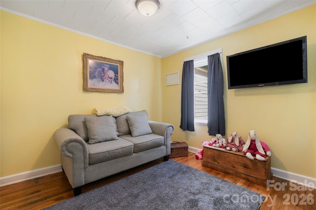12892 US 23 Highway, Mars Hill, NC 28754