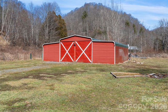 12892 US 23 Highway, Mars Hill, NC 28754