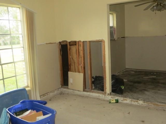 7305 Mallard Drive, Texas City, TX 77591