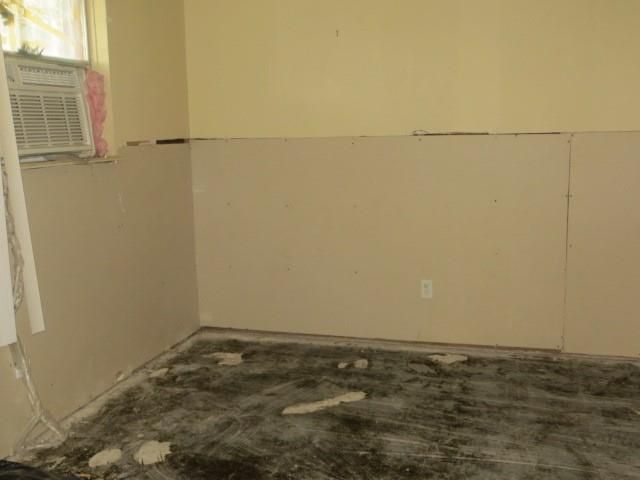 7305 Mallard Drive, Texas City, TX 77591