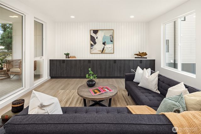 13548 39th Avenue NE, Seattle, WA 98125