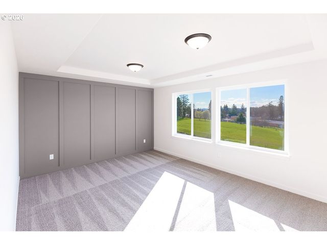 16001 Barlow Trail Ln, Oregon City, OR 97045