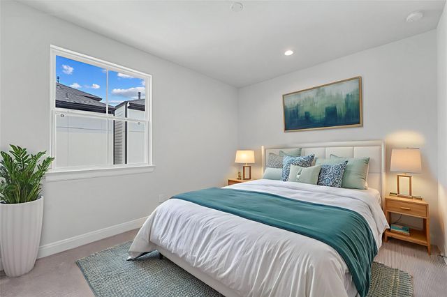 2708 Grand Fountains Drive E, Houston, TX 77054