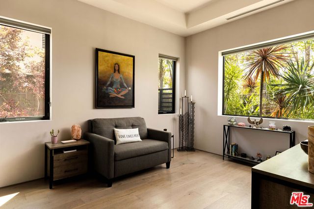 844 N Harper Avenue, Los Angeles, CA 90046